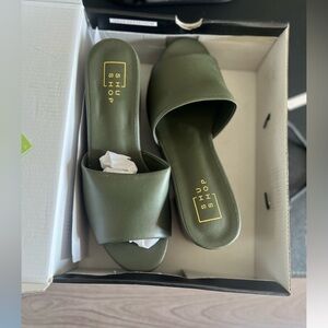 NWT shushop heels.